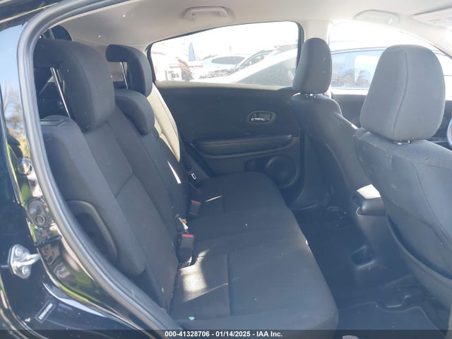 Honda HR-V LX 2018 3CZRU5H37JG703593 Image 8