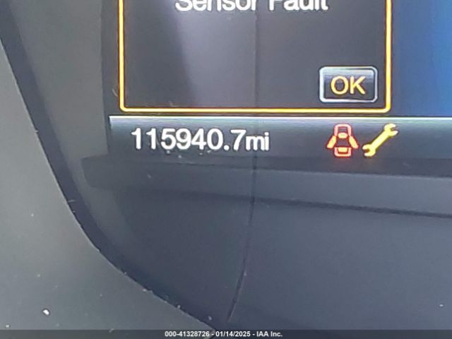 3FA6P0HD4HR339696 Ford FUSION SE