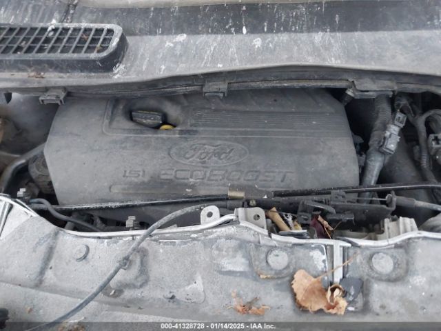 1FMCU9GD6HUD14203 Ford ESCAPE SE