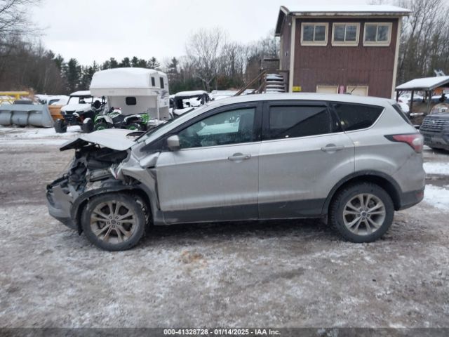 1FMCU9GD6HUD14203 Ford ESCAPE SE