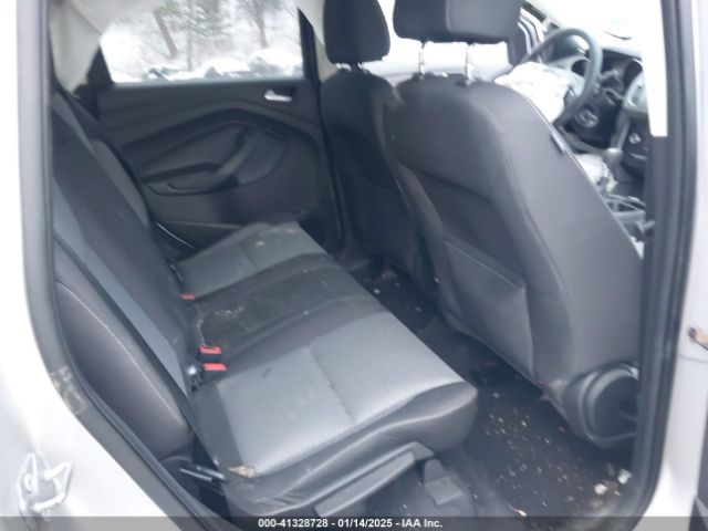1FMCU9GD6HUD14203 Ford ESCAPE SE