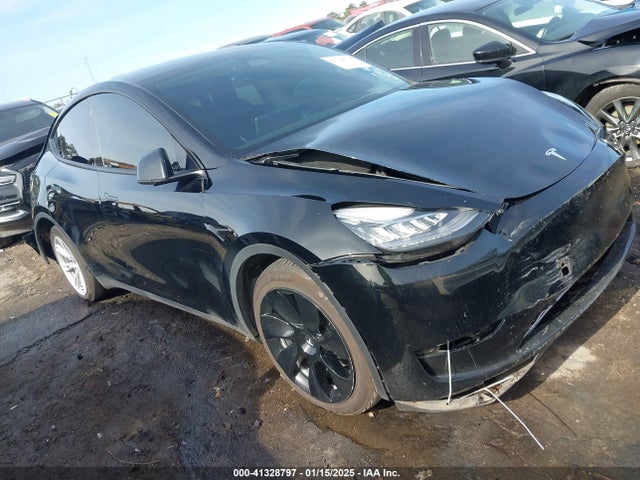 2023 TESLA MODEL Y 7SAYGAEE5PF603128 Photo 0