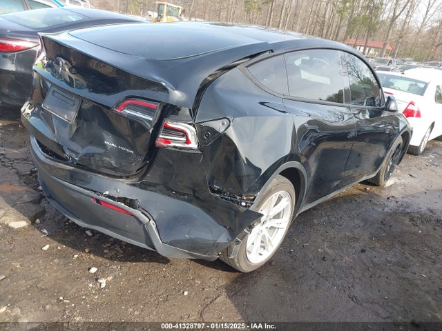 2023 TESLA MODEL Y 7SAYGAEE5PF603128 Photo 3