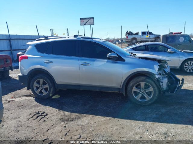 JTMWFREV5FD074940 Toyota Rav4 Xle