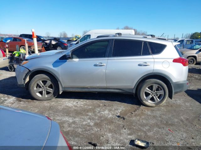 JTMWFREV5FD074940 Toyota Rav4 Xle
