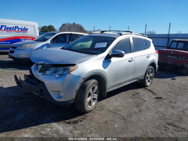 JTMWFREV5FD074940 Toyota Rav4 Xle