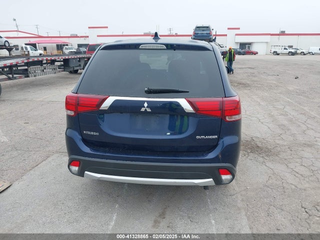Mitsubishi Outlander Es 2018 JA4AD2A35JZ001648 Image 15
