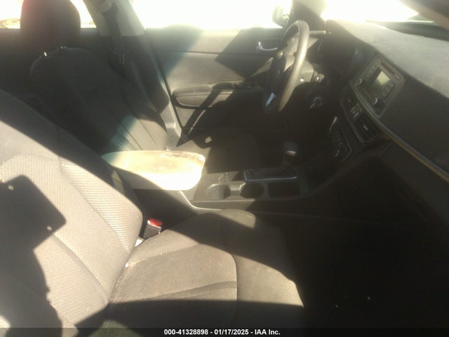 5XXGT4L35GG073604 KIA Optima Lx