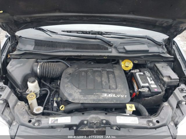 2C4RC1BG2GR296220 Chrysler Town & Country Touring