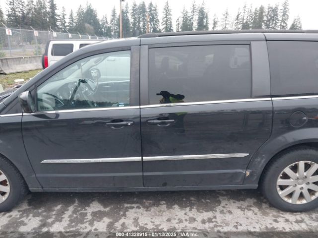 2C4RC1BG2GR296220 Chrysler Town & Country Touring