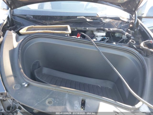 2020 TESLA MODEL Y 5YJYGDEE4LF030103 Photo 9