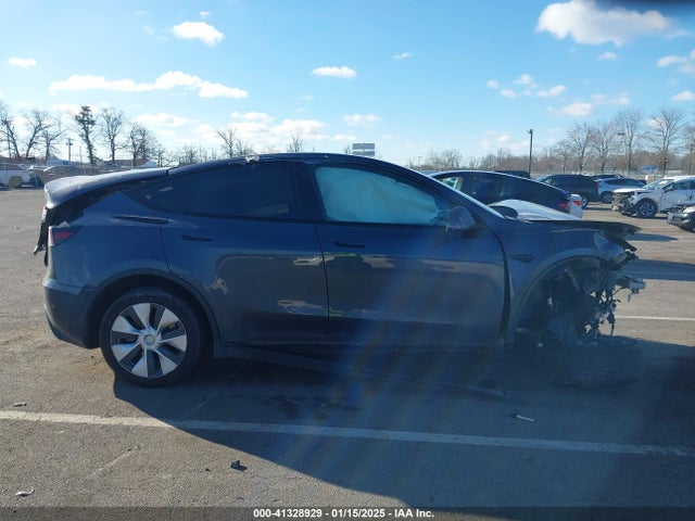 5YJYGDEE4LF030103 Tesla Model Y Long Range Dual Motor All-wheel Drive