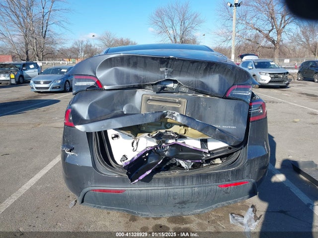 5YJYGDEE4LF030103 Tesla Model Y Long Range Dual Motor All-wheel Drive