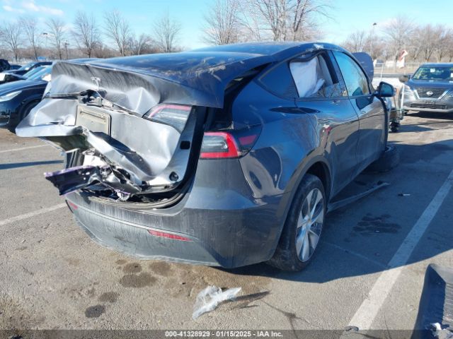 2020 TESLA MODEL Y 5YJYGDEE4LF030103 Photo 3