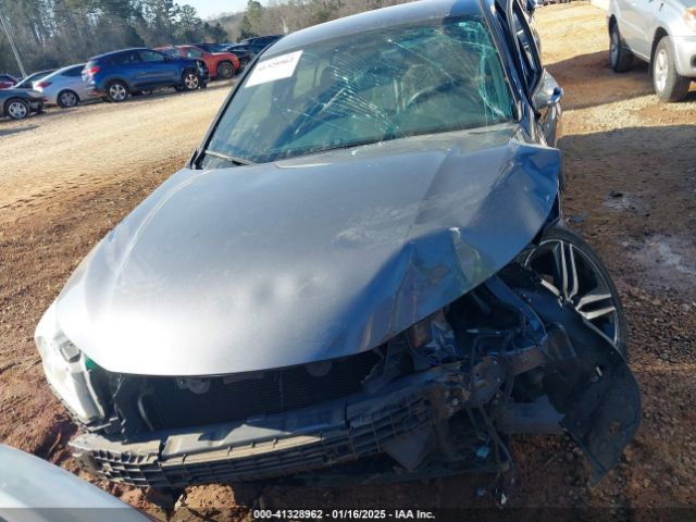 1HGCR2F18HA070156 Honda Accord Sport Se