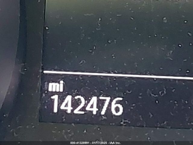 3VW117AU6JM753197 Volkswagen Golf Sportwagen Tsi S
