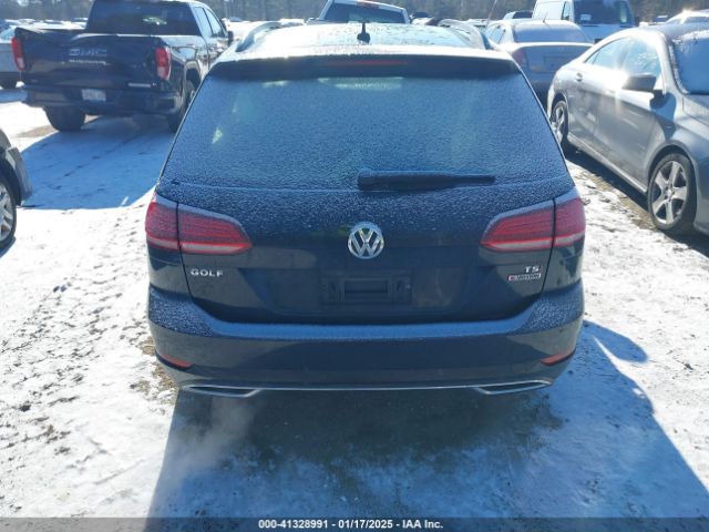 3VW117AU6JM753197 Volkswagen Golf Sportwagen Tsi S