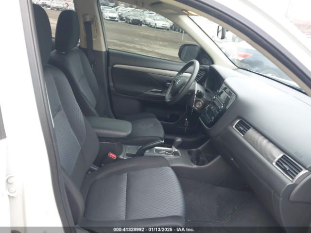 JA4AD2A35EZ000540 Mitsubishi Outlander Es
