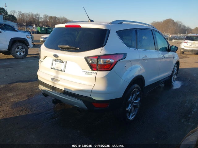 Ford Escape Titanium 2017 1FMCU0J97HUA45354 Image 4