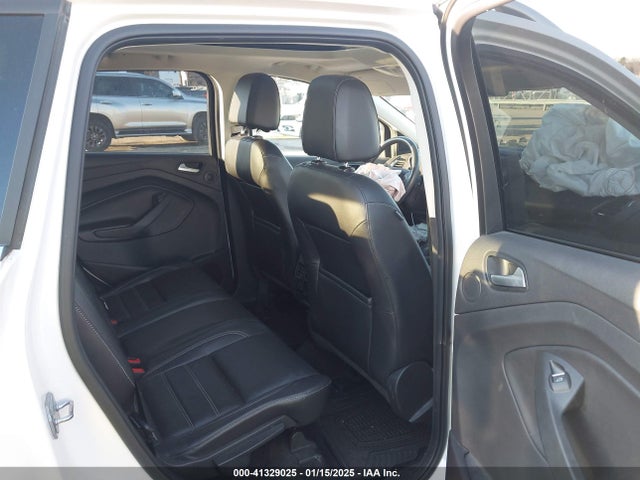 Ford Escape Titanium 2017 1FMCU0J97HUA45354 Image 8