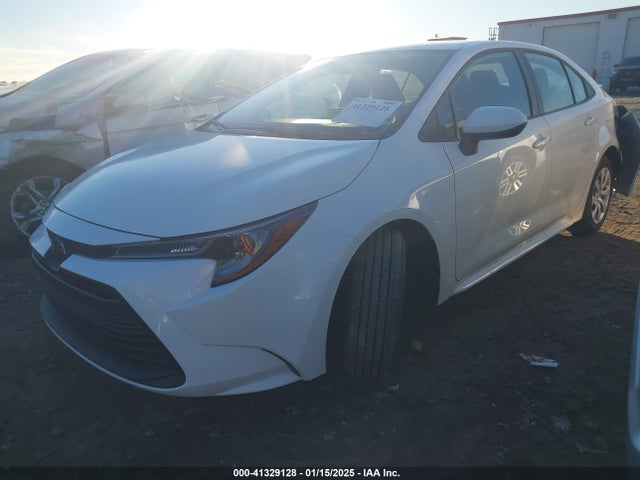 Toyota COROLLA LE 2024 5YFB4MDE5RP223289 Image 2