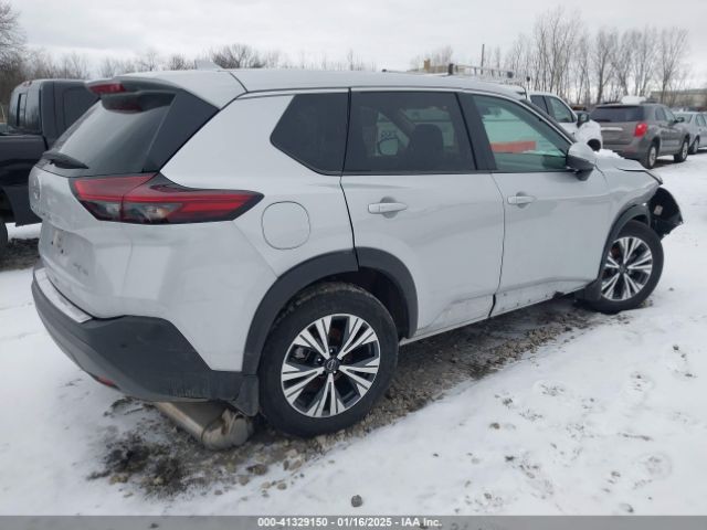5N1BT3BB8NC673636 Nissan Rogue Sv Intelligent Awd