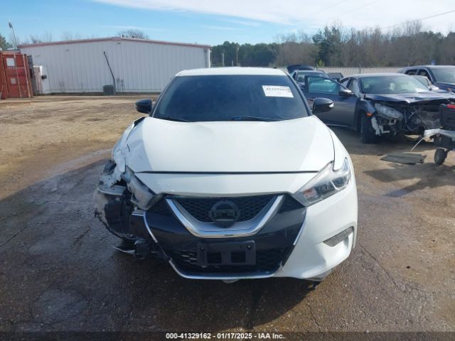 1N4AA6AP8HC416877 Nissan Maxima
