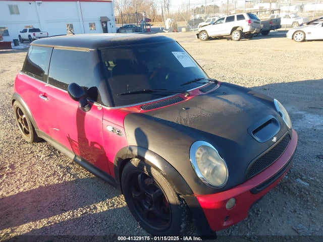 2006 MINI COOPER S WMWRE33556TL22929 Photo 0