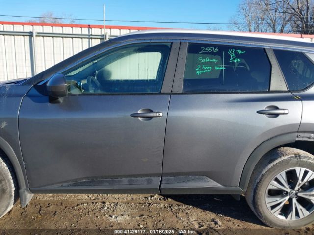 5N1BT3BA9PC799305 Nissan Rogue Sv Fwd