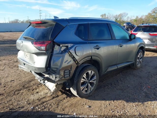 5N1BT3BA9PC799305 Nissan Rogue Sv Fwd