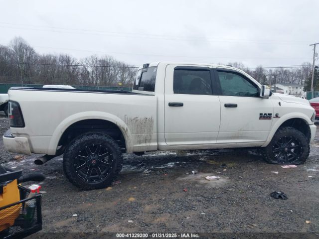 3C6UR5FL0HG749806 RAM 2500 Laramie  4x4 6'4 Box