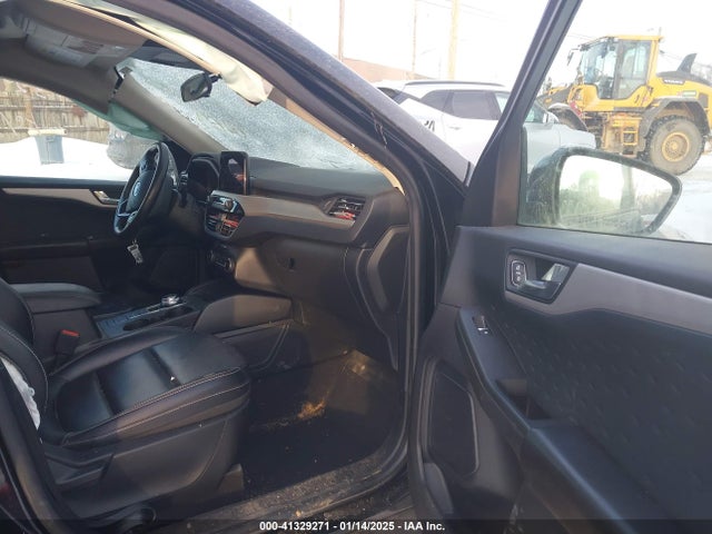 1FMCU9H64LUA26169 Ford ESCAPE SEL
