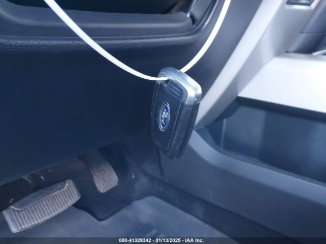 1FT7W2BT4KEC79703 Ford F-250 Lariat