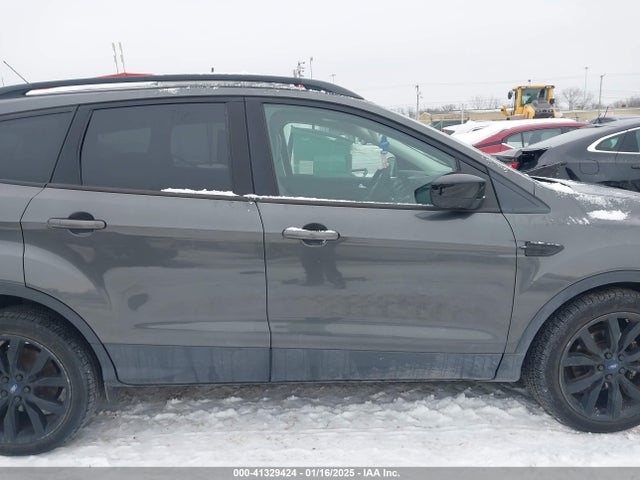 Ford ESCAPE SE 2017 1FMCU0GD5HUA94760 Image 13