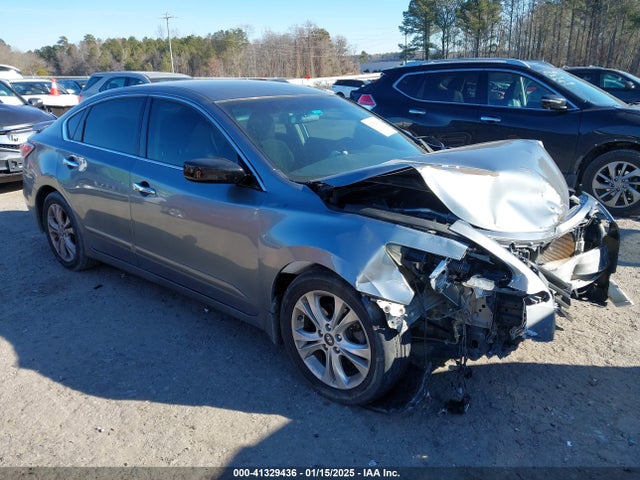 Nissan Altima 2.5 S 2015 1N4AL3APXFC584378 Image 1