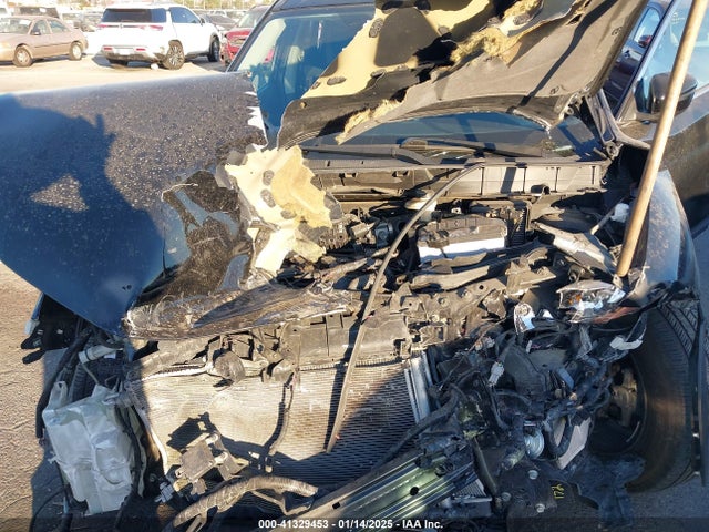 Nissan ROGUE SV 2018 5N1AT2MT2JC804422 Image 10