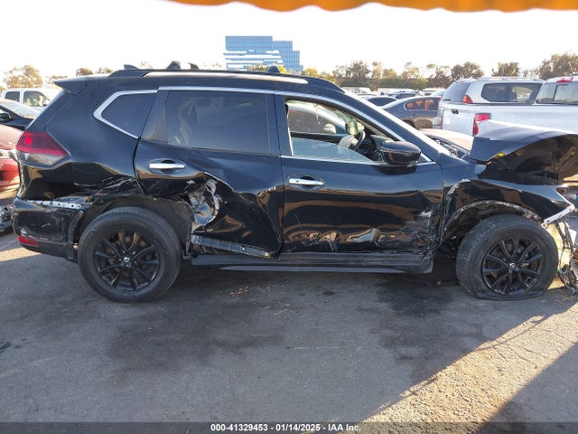Nissan ROGUE SV 2018 5N1AT2MT2JC804422 Image 18