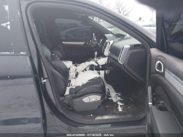 2013 PORSCHE CAYENNE WP1AD2A22DLA72695 Photo 4