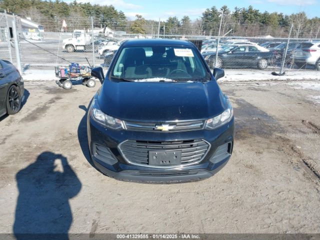 KL7CJKSB6LB090670 Chevrolet Trax Fwd Ls
