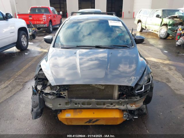 1FADP3L99GL212578 Ford FOCUS ST