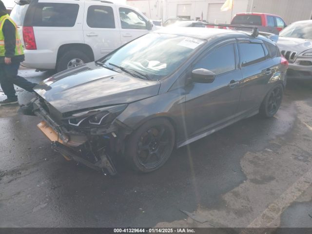 1FADP3L99GL212578 Ford FOCUS ST