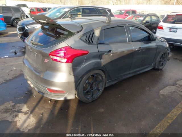 1FADP3L99GL212578 Ford FOCUS ST