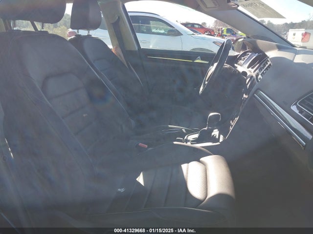 3VWC17AU3HM502575 Volkswagen Golf Sportwagen Tsi Sel