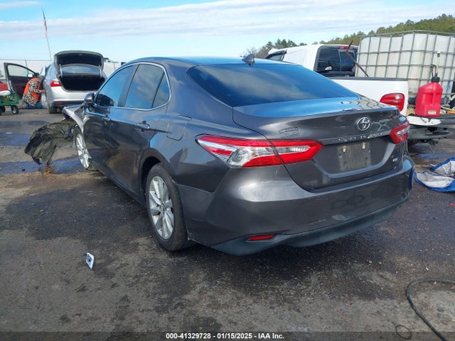 Toyota CAMRY LE 2020 4T1C11AK8LU893334 Image 3