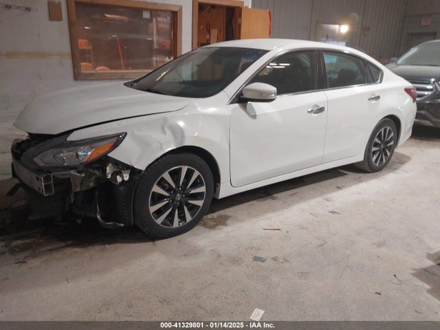 Nissan Altima 2.5 Sl 2018 1N4AL3AP3JC143099 Image 2