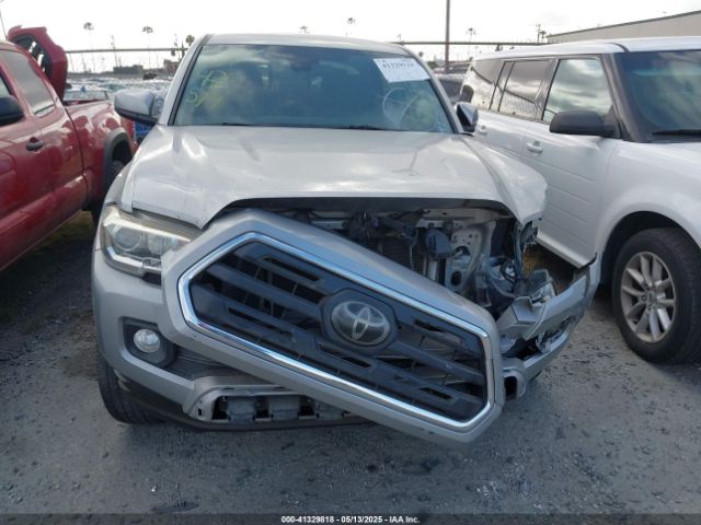 5TFAX5GN7JX112169 Toyota Tacoma Sr5