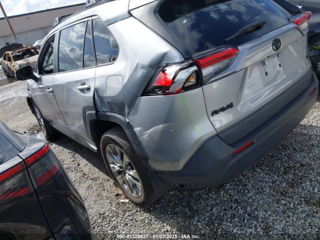 2T3C1RFVXMC139573 Toyota Rav4 Xle Premium