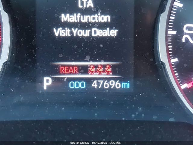 2T3C1RFVXMC139573 Toyota Rav4 Xle Premium