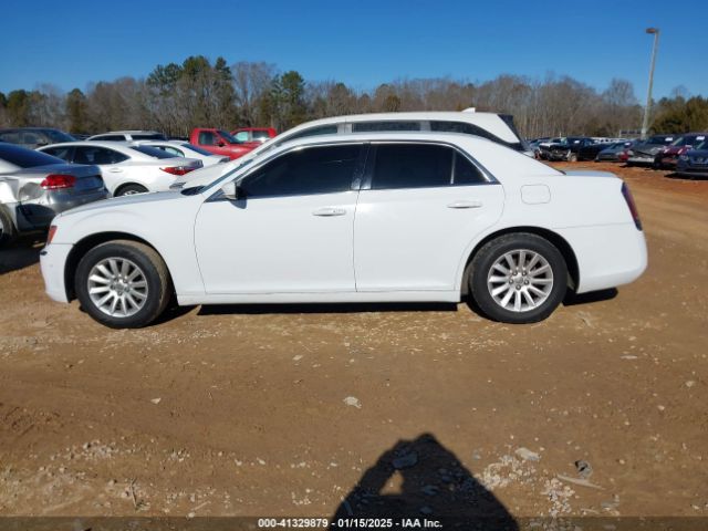 2C3CCAAGXEH377111 Chrysler 300