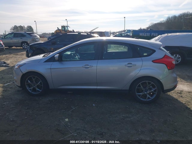 Ford FOCUS SE 2014 1FADP3K24EL383501 Image 14